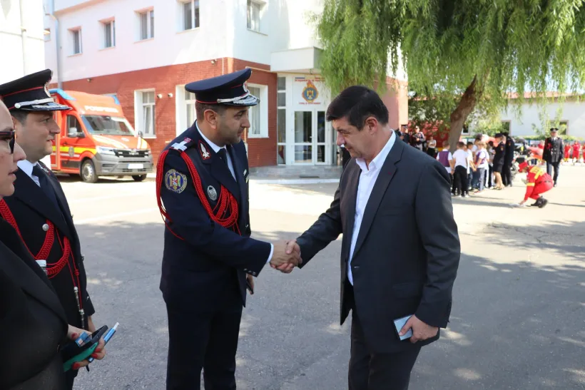 Costel Fotea, mesaj de Ziua Pompierilor: „A fi pompier este o vocație, aceea de a ajuta și de a salva”