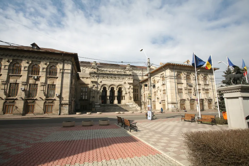 Universitatea „Dunărea de Jos” deschide o nouă sesiune de admitere. Ce specializări și câte locuri sunt disponibile