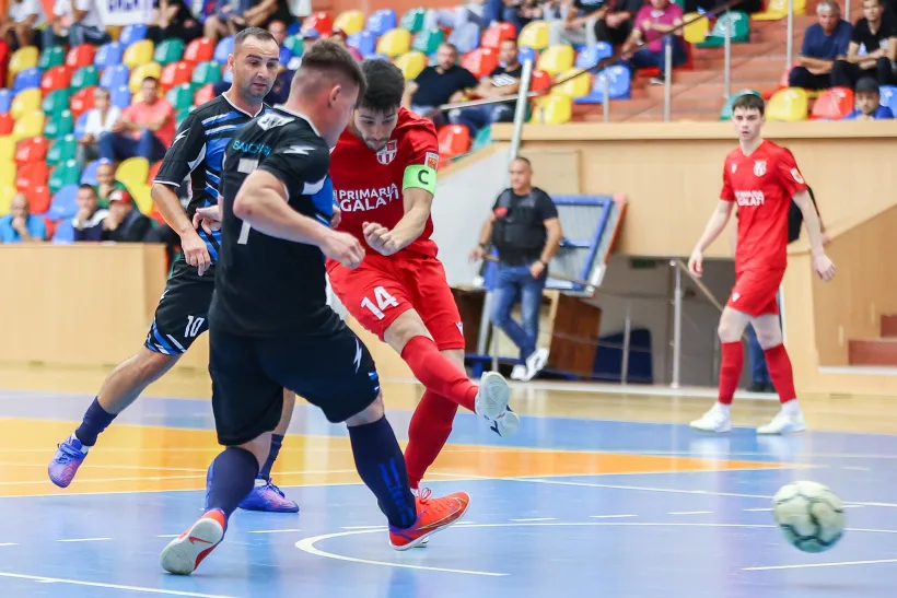 Campioana United Galaţi joacă din trei în trei zile