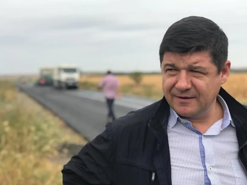 Se modernizează și se lucrează intens pe drumurile judeţene din Galați