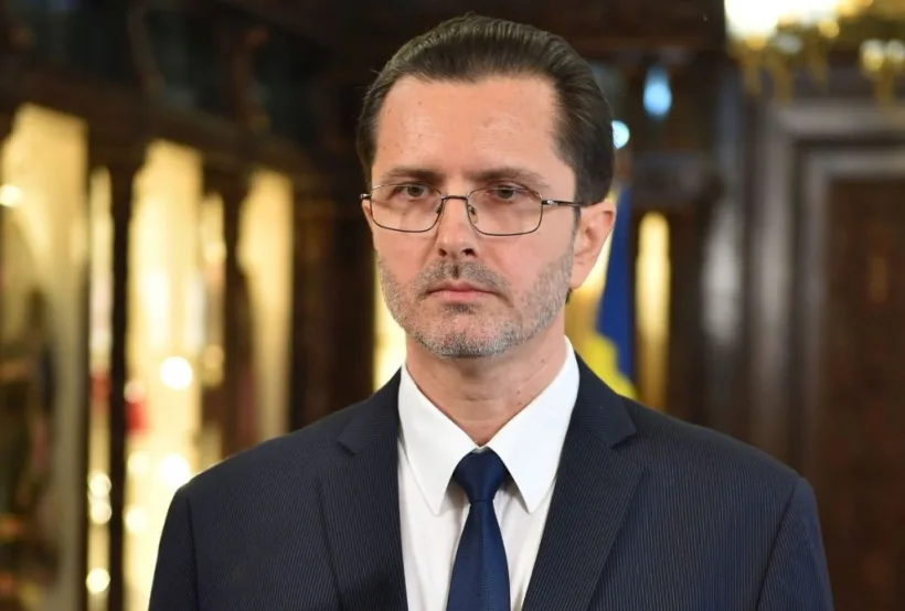 Purtătorul de cuvânt al BOR, Vasile Bănescu, despre interzicerea fumătorilor la agheasmă