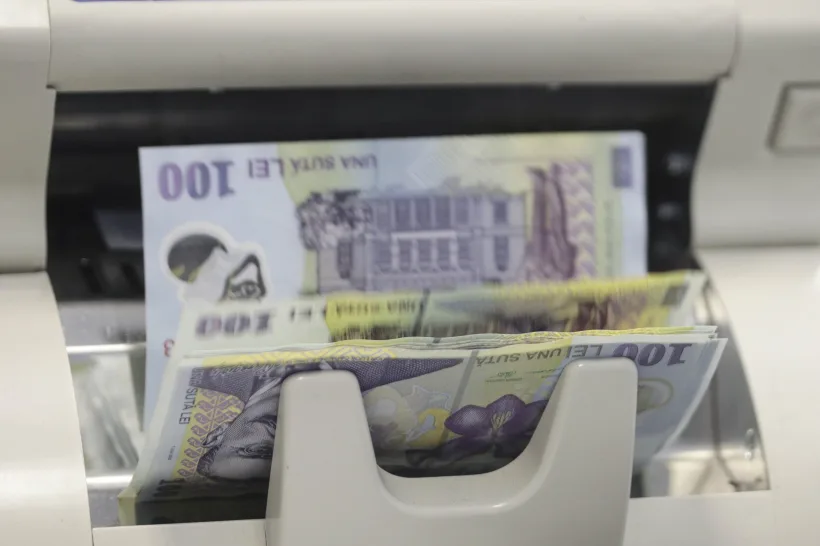Guvernul începe distribuirea subvențiilor restante pentru firmele care au angajat șomeri