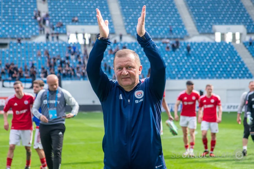 Pleacă Dorinel Munteanu de la Oţelul ?