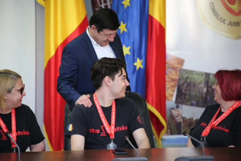Fotea, CJ Galați: Am alocat banii necesari pentru echipa RoSophia să participe la Mondialele de Robotică din SUA