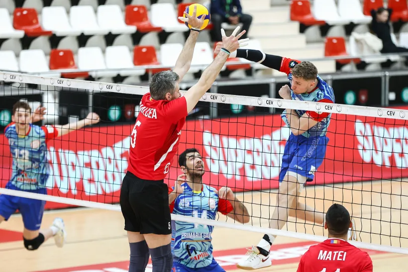 Duelul decisiv CSM Arcada -Dinamo are loc la Galaţi