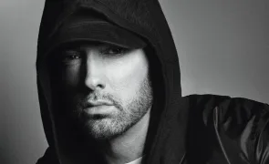 Eminem lansează un nou album