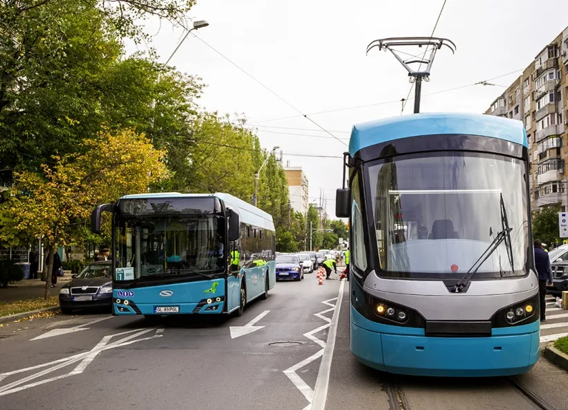 Transportul public din Galați intră în programul de vară