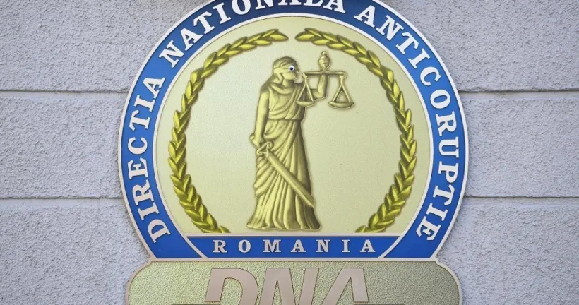 Un avocat şi un executor judecătoresc din Galați, acuzaţi de DNA că au executat ilegal mai multe bănci, în numele unor clienţi
