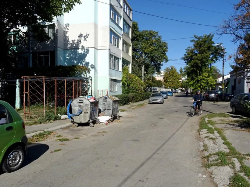 Armă letală, descoperită la o pubelă de gunoi în Galați