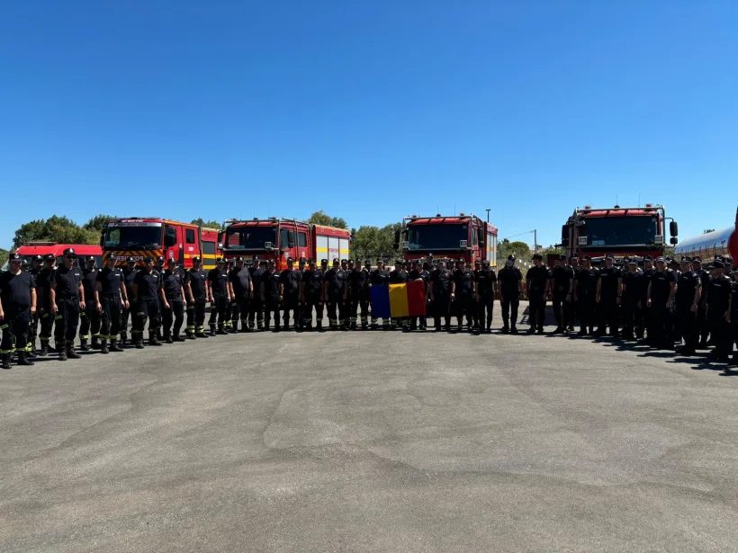 40 de salvatori români se întorc acasă din Grecia