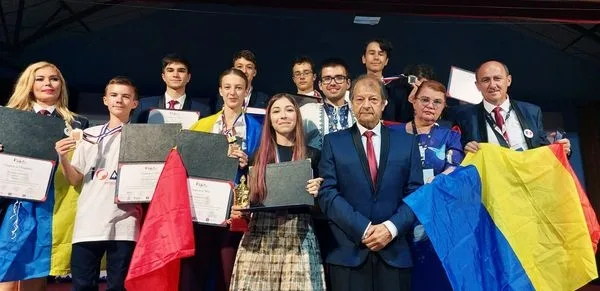 Doi elevi gălățeni, pe podiumul Olimpiadei Internaționale de Astronomie și Astrofizică pentru Juniori