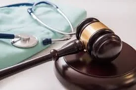 Colegiul Medicilor din România a dat în judecată Casa Naţională de Asigurări de Sănătate