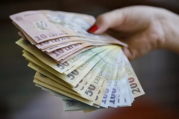 Programul Tezaur. Romanii pot cumpăra titlurile de stat