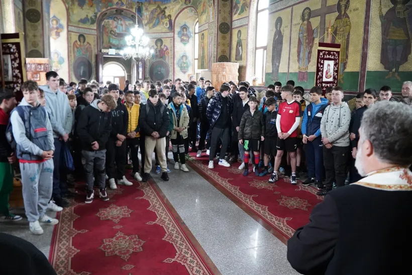 Ediţia a 10-a a Campionatului şcolar de fotbal gălățean „Tinereţe şi credinţă”