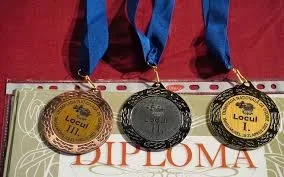 Premii municipale pentru elevii gălățeni olimpici și pentru profesorii care i-au pregătit