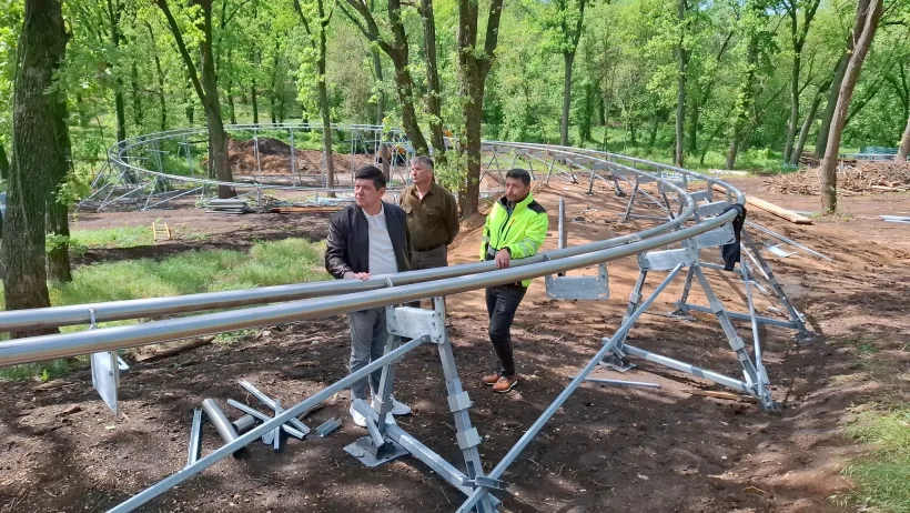 Costel Fotea: Bobul suspendat din Pădurea Gârboavele va cuprinde două piste spectaculoase, cu o lungime totală de 1,5 kilometri
