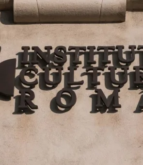 Ziua mondială a diversităţii culturale pentru dialog şi dezvoltare