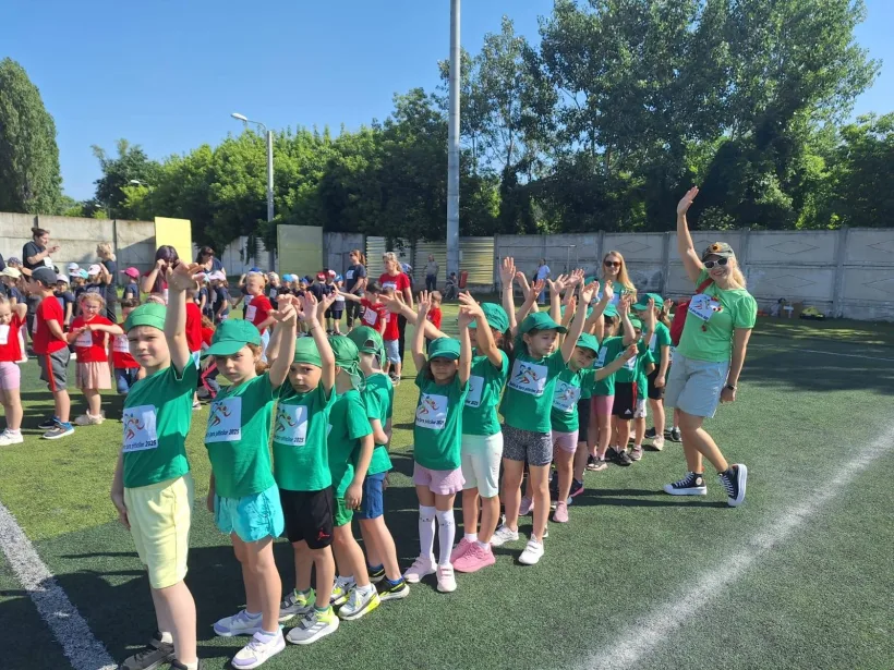 „Sportivi în Țara piticilor”, un proiect educațional gălățean ajuns la aniversare