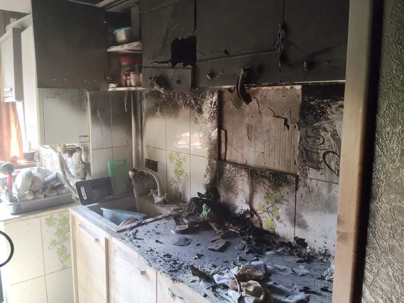 Un apartament din Galați a luat foc. Pompierii au intervenit de urgență