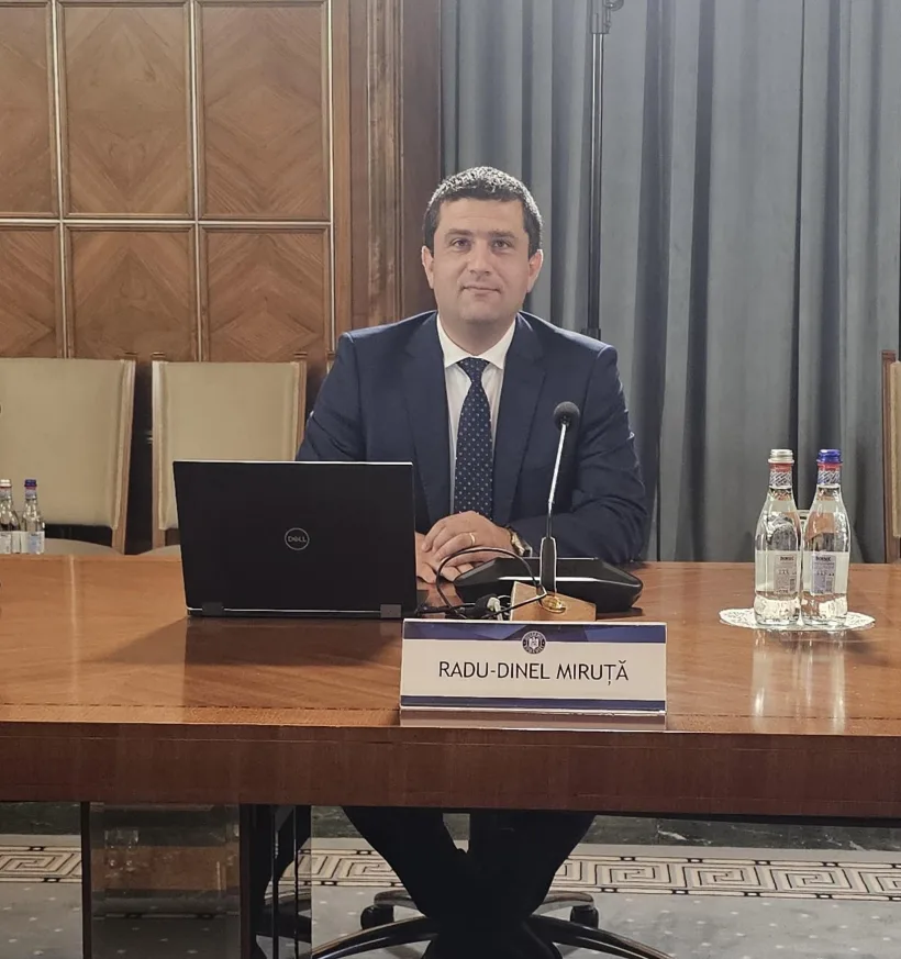 Ministrul Economiei anunță că nu mai are bani de salarii:„Au fost alocați pentru proiecte care au ajuns la DNA”