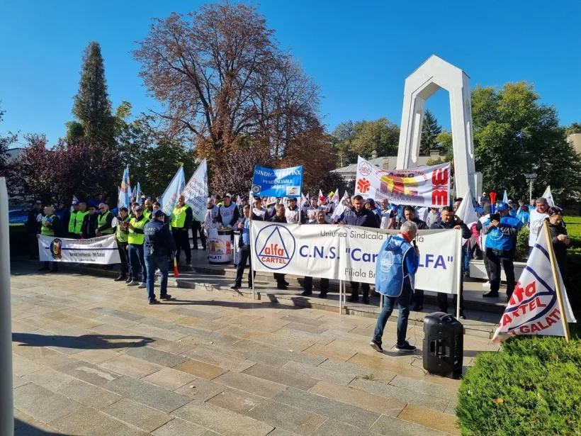 Sindicaliști din patru confederații protestează, miercuri, la Galați