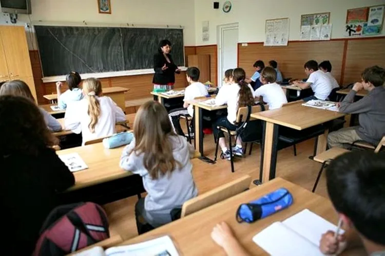 Fără profesori ”penali” în învățământ