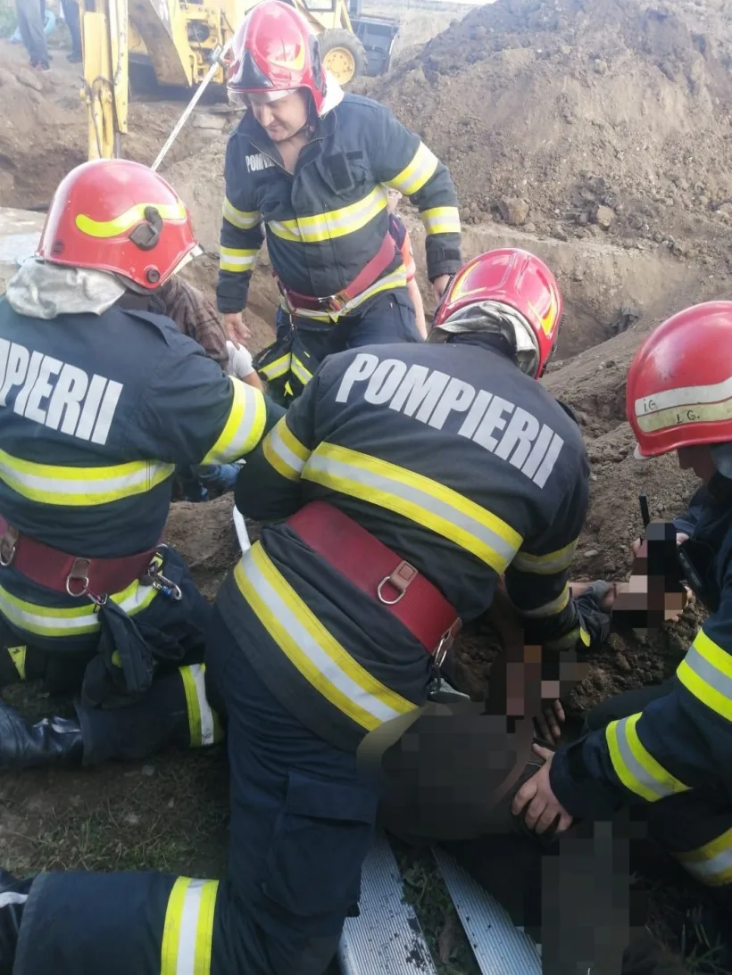 Un bărbat a fost surprins de un mal de pământ, în comuna Corod