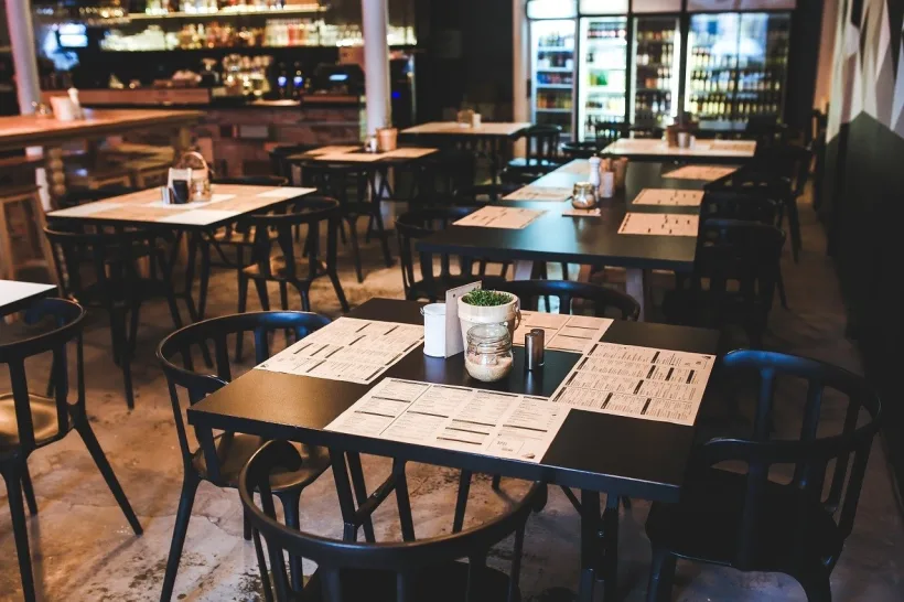 Orban, anunț de ultimă oră: Se analizează posibilitatea redeschiderii restaurantelor