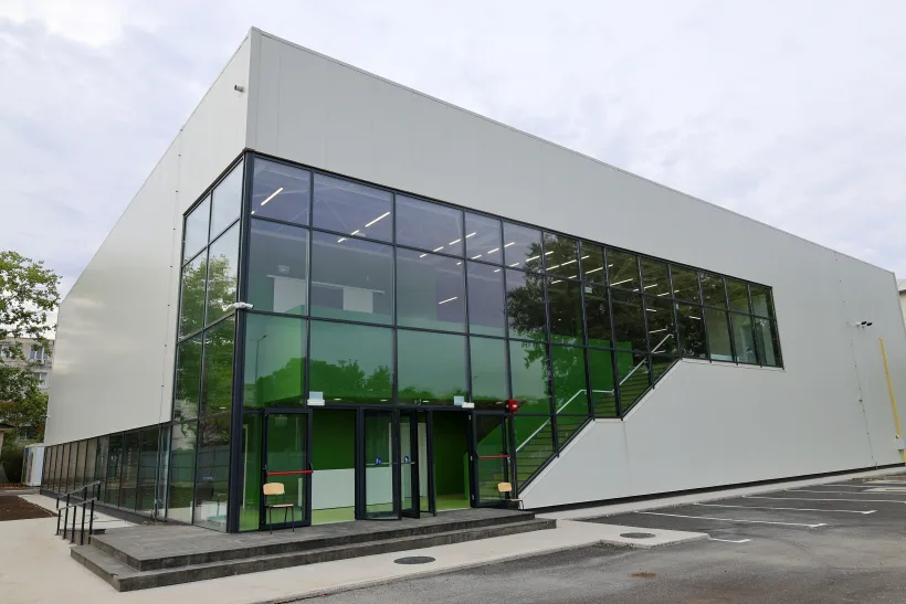7 săli de sport moderne la școlile din Galați