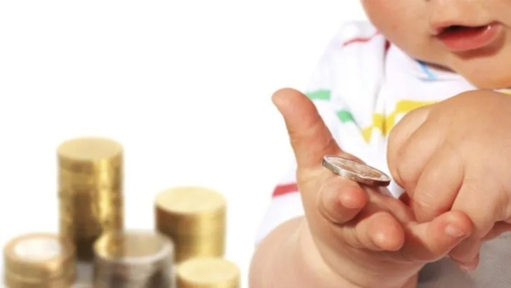 Cresc alocațiile copiilor de la 1 septembrie. Dublarea va avea loc abia în 2022
