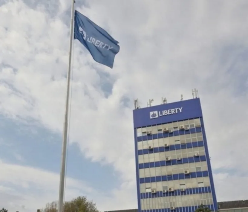 Măsură de urgență pentru industria grea și de apărare: salarii garantate pentru mii de angajați