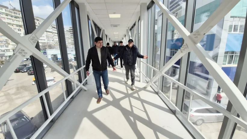 Costel Fotea, ultimele verificări pe șantierul parcării supraetajate de la Spitalul Județean Galați.