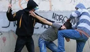 Anturajul nepotrivit, cauză a infracțiunilor comise de adolescenti