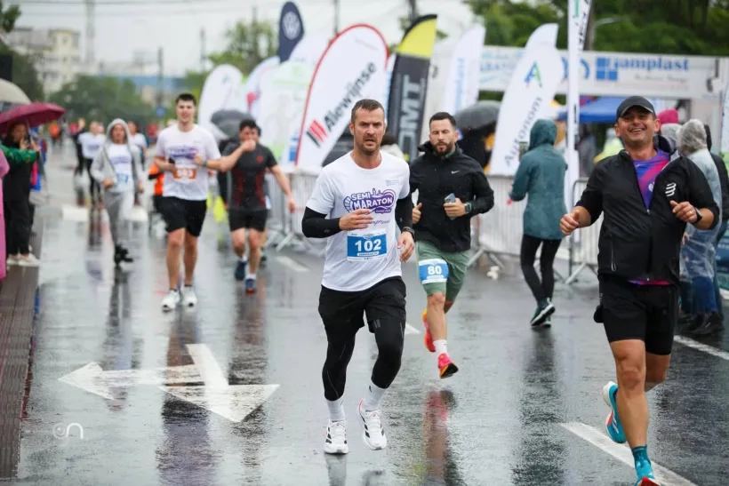 Semimaratonul Galați 2026 dă peste cap traficul din oraș. Străzi închise și trasee de transport deviate duminică