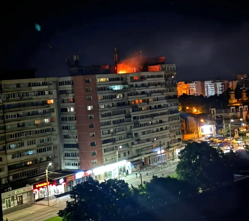 Dronă rusească prăbușită la Galați: bloc evacuat și doi răniți