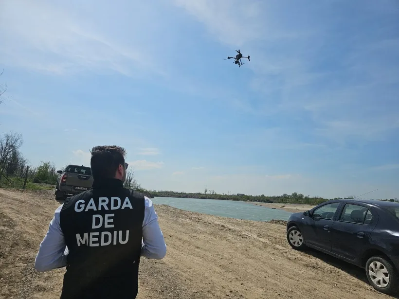 Amenzi de 125.000 de lei după un control la o balastieră din Galați. Garda de Mediu a descoperit mai multe nereguli