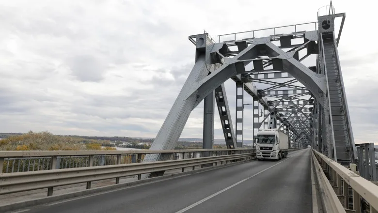 Circulație gratuită pe una dintre cele mai importante frontiere rutiere: Giurgiu–Ruse