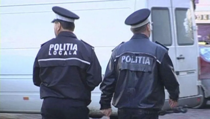 Politist local versus politist national
