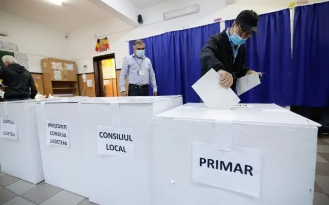 Ministrul Afacerilor Interne, Marcel Vela: „Disperarea unor candidaţi că au pierdut fotoliul de primar sau alegerile pentru consilii nu trebuie să conducă la încălcarea legii"