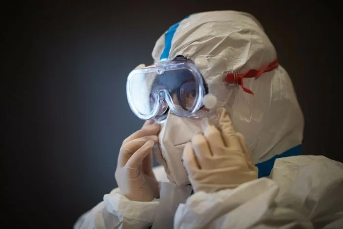 Directorul executiv al Organizației Mondiale a Sănătății: „Nu există nicio dovadă că virusul COVID-19 își va opri răspândirea dacă se va încălzi”