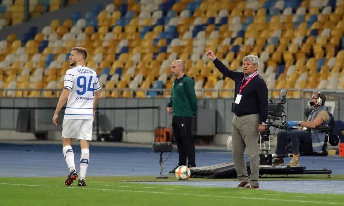 Antrenorul Mircea Lucescu are nouă jucători infectaţi cu Covid-19 înaintea duelului cu Barca