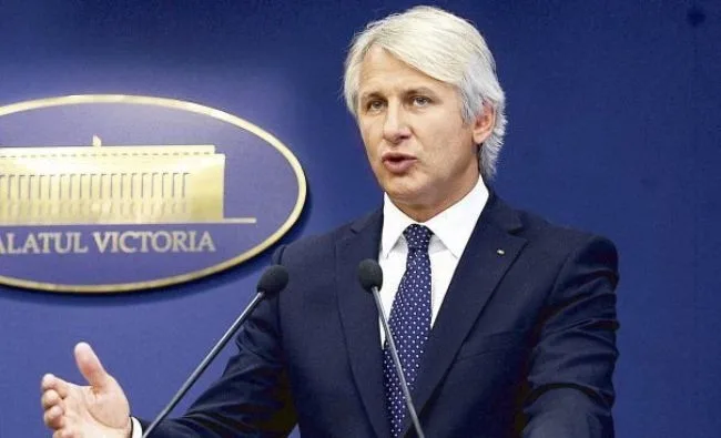 Teodorovici: ”PNL face un atac direct la Dumnezeu. Eu mă refer la Dumnezeu, că Biserica este eventual cea care vine să ne convingă că într-adevăr Dumnezeu este și face pentru noi”