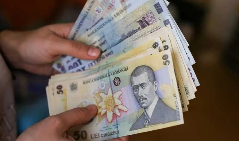 Preşedintele Blocului Naţional Sindical, Dumitru Costin:"Intenția viitorului Guvern este să înghețe salariul minim pe economie la nivelul din 2020"