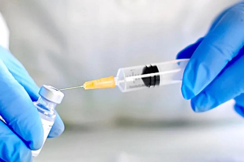 Medicul Adrian Streinu Cercel:"Nu vrem să-i convingem pe oameni să se vaccineze. Dar când se îmbolnăvesc, să nu se întrebe de ce li se întâmplă asta"