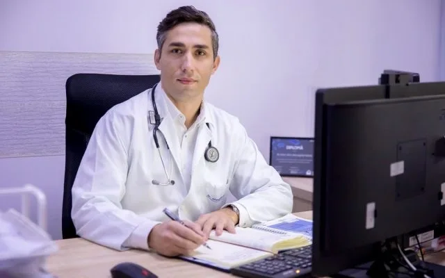 Dr. Valeriu Gheorghiță: "Deschiderea școlilor nu este condiționată de vaccinarea anti-Covid"
