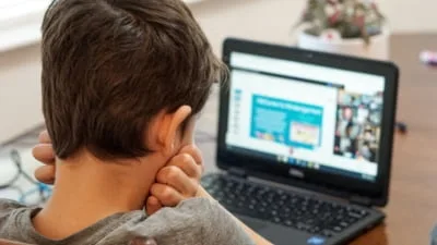Noul sistem semafor de redeschidere a școlilor, modificat pentru 8 februarie 2021