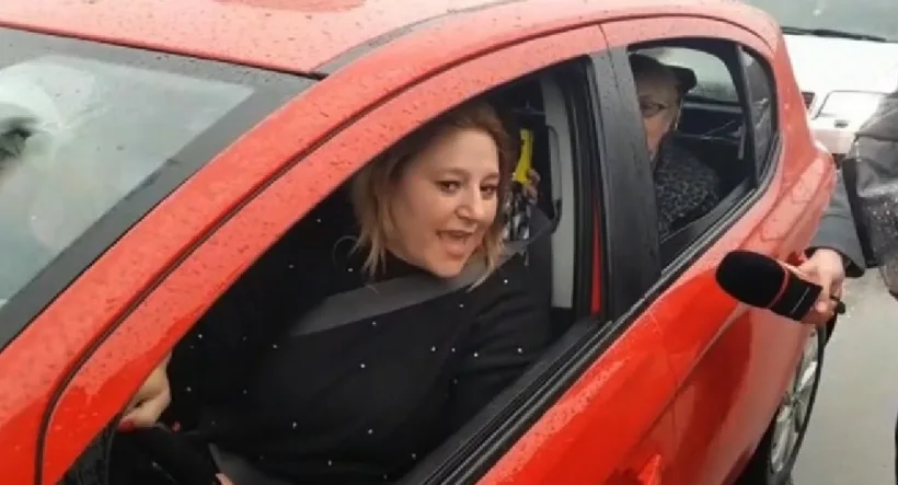 Şoşoacă cere permis de port-armă: "Sunt urmărită peste tot"