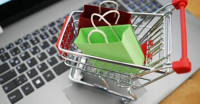 Proiect de lege. Magazinele ar putea plăti amenzi de până la 100.000 de euro pentru practici neloiale