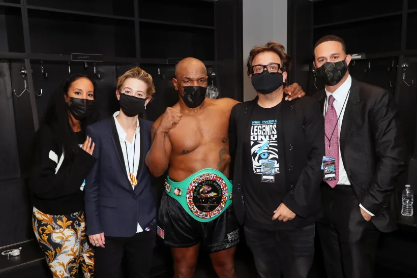 Fostul campion mondial la box, Mike Tyson strânge 500.000 dolari lunar din vânzarea de marijuana