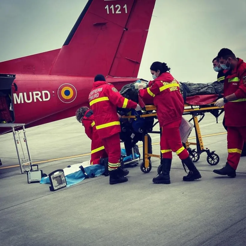 Mobilizare pentru salvarea unei paciente cu arsuri, în stare gravă. A fost transportată în Austria cu o aeronavă SMURD